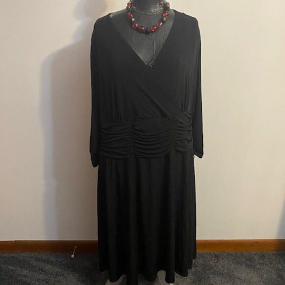 NY Collection Woman B-slim Black wrap front dress, size 3X - Picture 1 of 5